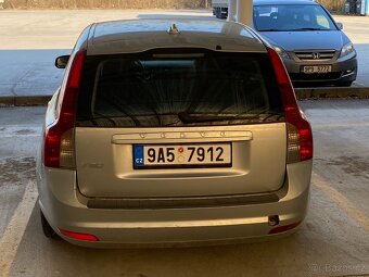 Volvo v50 - 7
