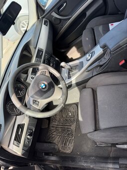 BMW E90 - 7