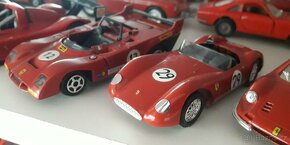 modely aut Ferrari - 7