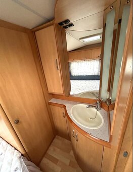 Karavan Hobby 560 KMFe - 7