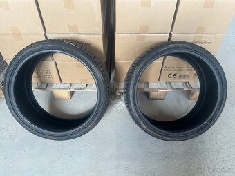 Letní pneu 2x 225/35 R19 a 1x 255/30 R19 - 7