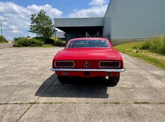Chevrolet Camaro RS 1967 – ikona amerických aut - 7