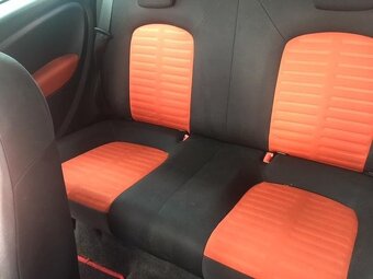 FIAT GRANDE PUNTO 1.4 - 7