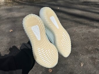 Yeezy Boost 350 V2 'Cloud White - 7
