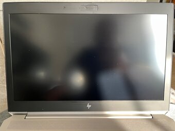 HP ZBook 15G6 + dokovací stanice HP Thunderbolt G2 - 7