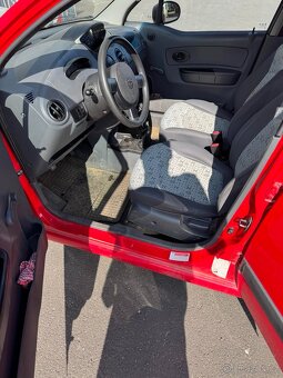 Chevrolet Spark 0.8i 38KW, Vyšší nastupování - 7