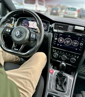 VW Golf 7.5 R 400HP - PRONÁJEM - 7