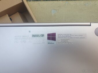 Asus Zenbook UX330U - 7