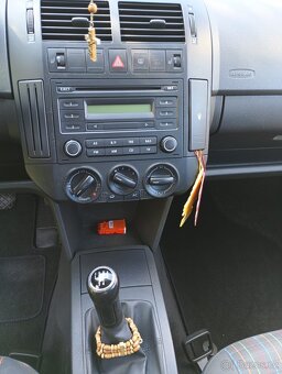 Volkswagen Polo - 7