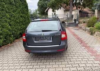 Škoda Octavia 1,6TDi Comfort pravidel.servis nafta - 7