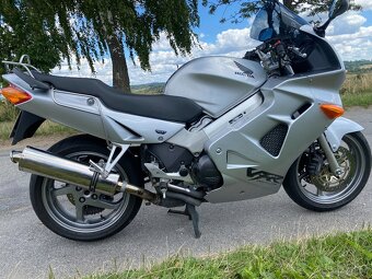 Honda VFR 800 Fi rok výroby 2001 - 7