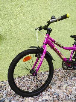 Značkové dětské kolo CORE NIPPER 20" (růžová/fialová) - 7