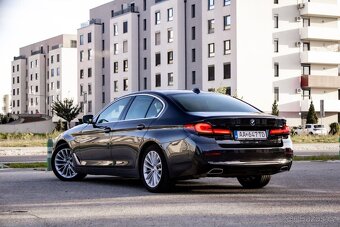 BMW Rad 5 530iX HEV G30 AT/8 2020 /AJ NA SPLÁTKY/PROTIÚČET - 7