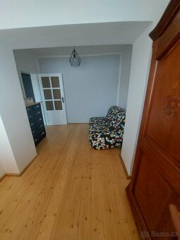 Velký venkovský dům k pronajmutí - 7