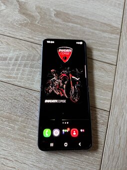 SAMSUNG GALAXY Z FLIP 4 - 7