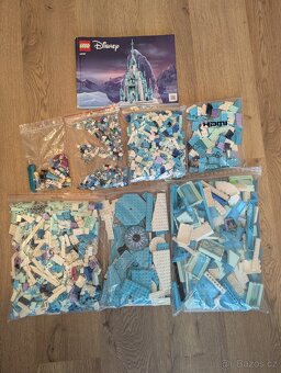 LEGO 43197 Ledový zámek - 7