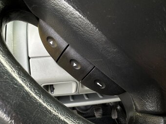 Opel Vivaro 2.0CDTI/84kW 9.Míst r.v.2010 - 7