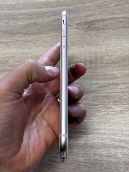 iPhone 8 plus 64GB GOLD - 7