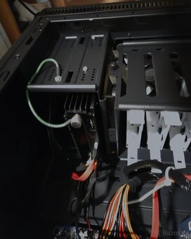 PC, i3 3,3GHz, Radeon HD 7790, 8 GB RAM - 7