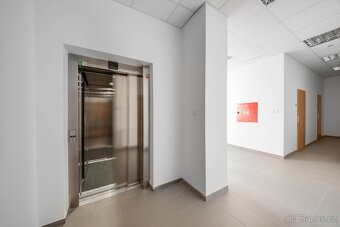 Zrekonstruovaná budova 350 m², výtah, parkoviště, Ostrava - 7