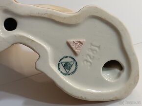 Soška chrta značeno Royal Dux - 7