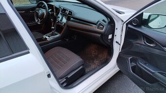 Prodám Honda Civic,, výbava Elegance, 2021 - 7