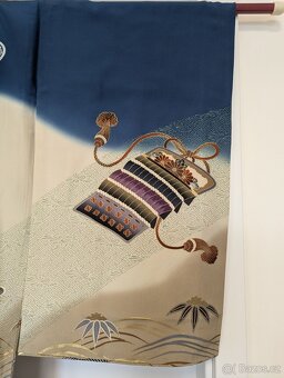 Chlapecké kimono se samurajskou helmou - 7