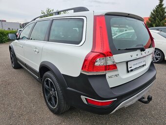 VOLVO XC70 2016 2.0D4 133kW SUMMUM,TEMPOMAT,VÝHŘEVY,SERVISKA - 7
