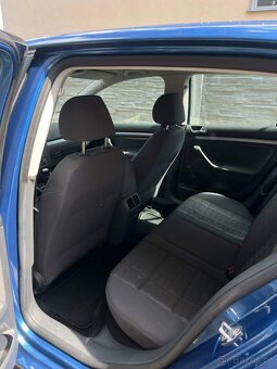 Volkswagen Golf 5 - 7