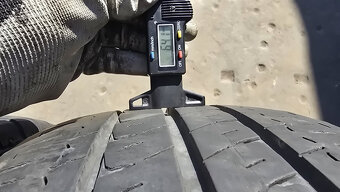 Letní pneu 235/65/16c Michelin - 7
