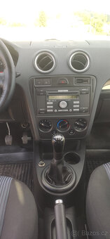 Prodám Ford Fusion 1.4l benzín 59kW. - 7