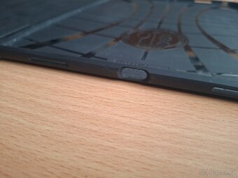 Pouzdro Spigen iPad Pro 11 - 7