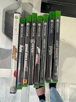 Xbox One S + Kinect + 8 her - 7