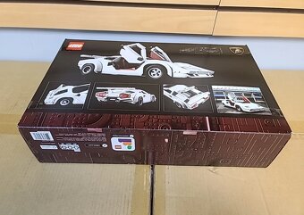 Zbrusu nové zapečetěné Lego 10337 Lamborghini Countach 5000 - 7