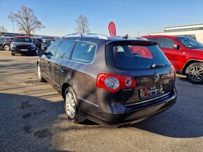 Volkswagen Passat 1,9 TDI 77 KW Highline - 7