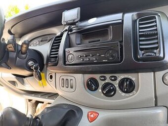 Renault Trafic 2.0 DCi long klima tažné 84kw - 7