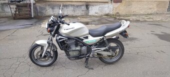 Kawasaki ER5 - 7