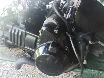 Motor kompletní Kawasaki - 7
