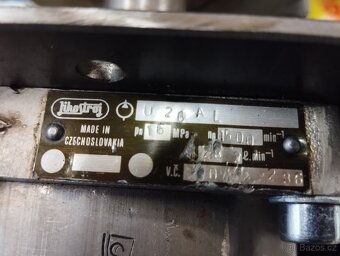 Elektromotor 2, 2KW s hydraulickým čerpadlem - 7