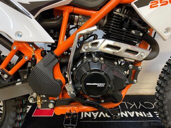 Mikilon Defender 250RR oranžová - 7