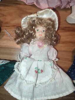 Porcelánová panenka malá - 7