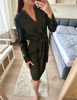 Zelené elegantní šaty H&M - 7