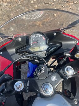 Honda CBR 125R - 7