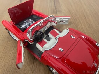Modely aut - 1:24 - 7