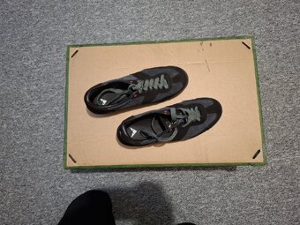 Botas Authentic černé velikost 44 (9,5) - 7