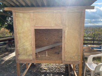 Zateplený kurník pro 10-15 slepic - 7