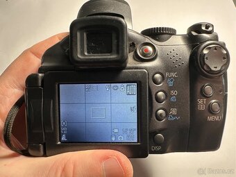 Canon PowerShot S3 IS - 7