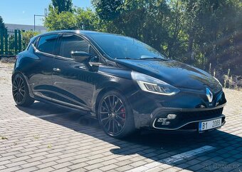 Renault Clio IV RS Trophy 1.6TCe 162kW PDC 2017 - 7