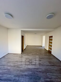 Prodej bytu 3+1, 111 m2 - Kralupy nad Vltavou - Lobeček - 7