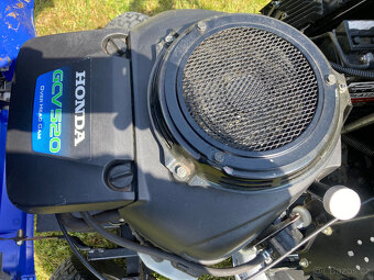 Zahradní traktor Iseki - 7
